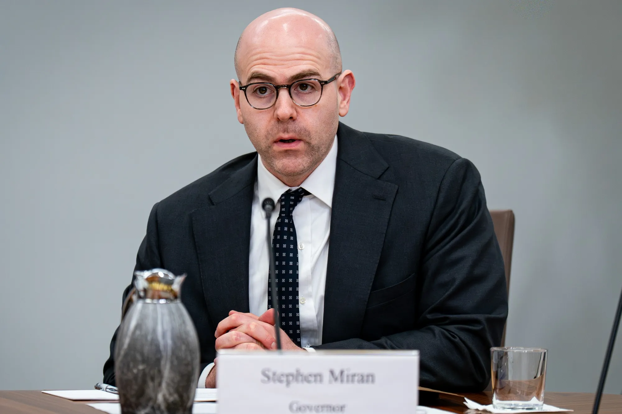 Fed’s Miran to Step Down as Governor on Warsh Swearing In